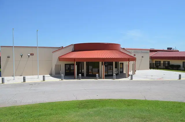 Hubbard Elementary, a school building completed by Geddes-Armstrong Construction